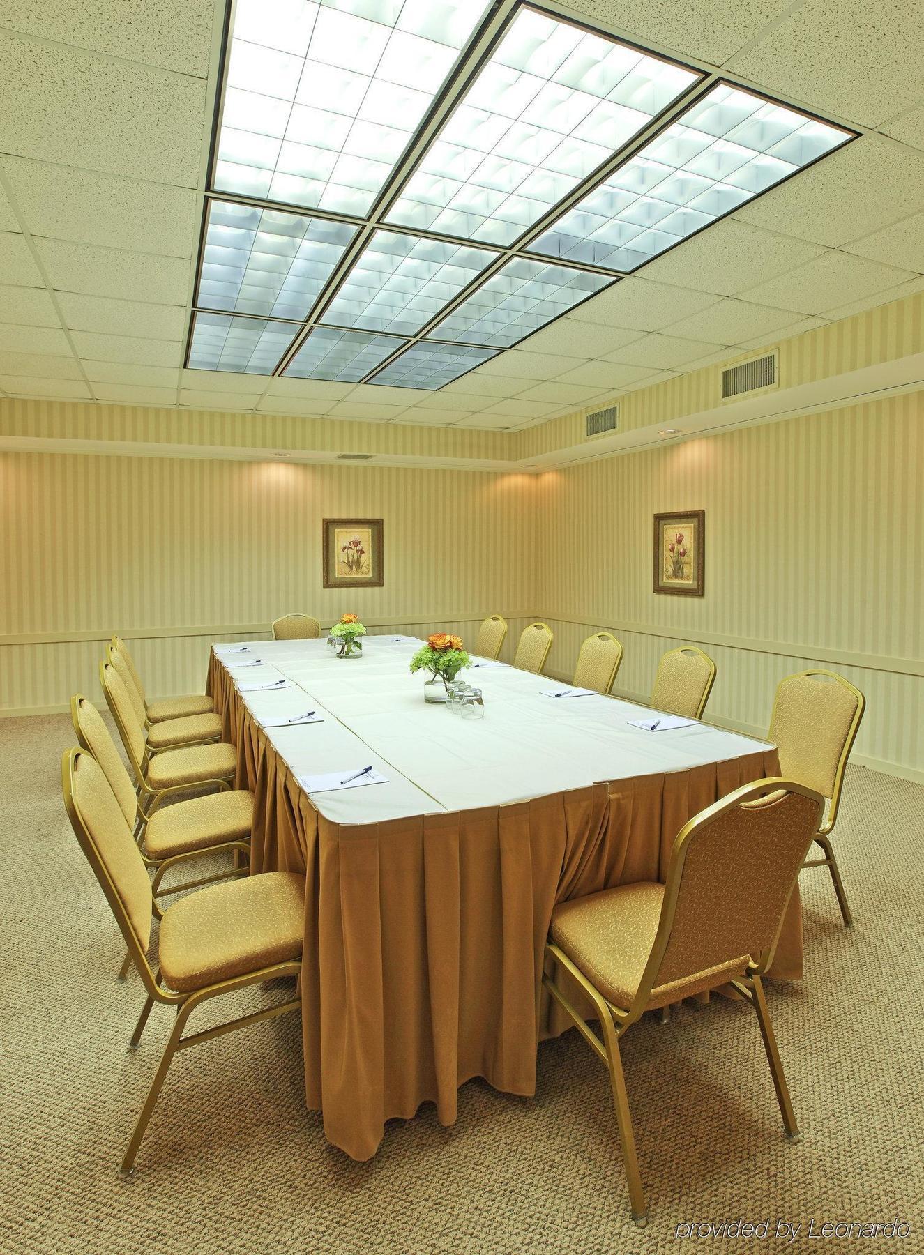 Holiday Inn Express Little Rock-Airport By Ihg Zewnętrze zdjęcie